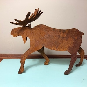 Rusty Moose, moose decor, small rusty metal moose, moose lover gift, unique moose figure, metal moose, industrial metal figures, moose lover