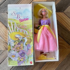 Vintage Spring Blossom Barbie Doll, Vintage Barbie, Avon Special Edition First in Series, Barbie Doll, 1990s Mattel Toy, 90&#39;s Kids Nostalgia