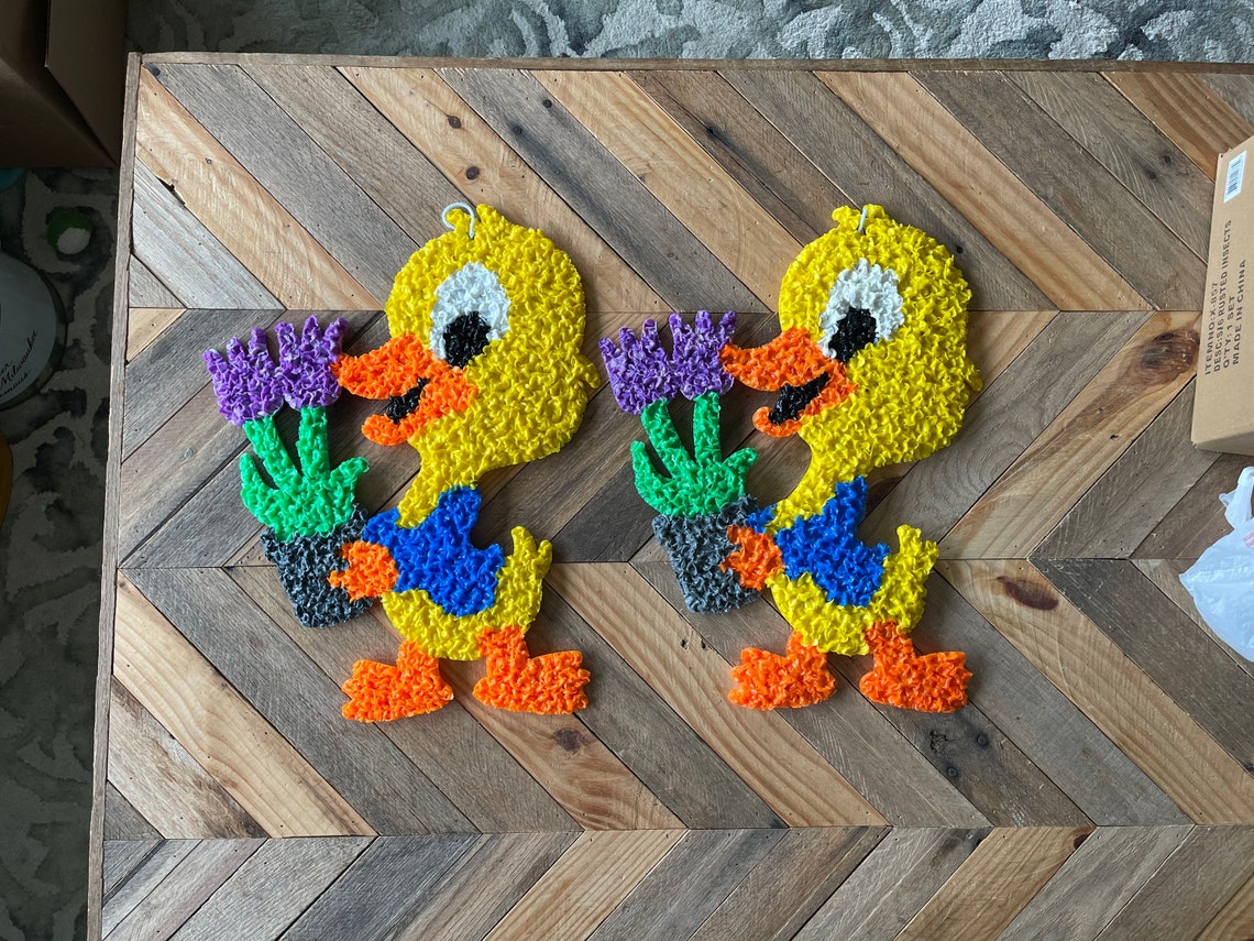 Duck Popcorn With Flowers Popcorn Duck Vintage Door Etsy