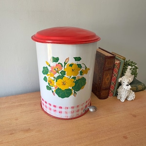 Vintage Trash Can with Foot Pedal, Floral Trashcan, Industrial Wastebasket, Vintage Medical Trashcan, Metal step wastebasket, Medical Tin