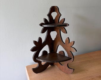 Prateleira de canto de madeira antiga, prateleira pequena de madeira, prateleira entalhada exclusiva, prateleira decorativa, prateleira pequena para exibição, suporte de parede de dois níveis