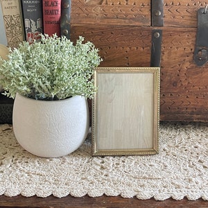 Cornice vintage color ottone, piccola cornice vintage, piccola cornice in metallo, piccola cornice color oro, cornice in metallo unica