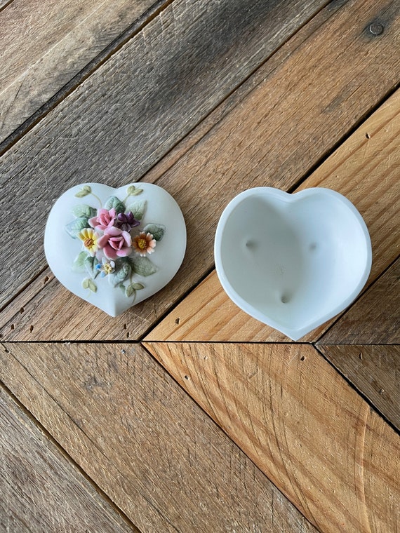 Vintage Lefton Heart Shaped Trinket, Ceramic Flor… - image 7