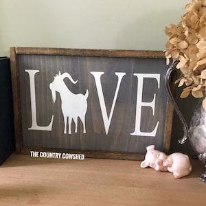 Love Goat Sign, Wooden Goat Sign, Goat Racing, Goat Farm Sign, Housewarming Gift, Goat Barn Sign, Goat Lover Sign, Animal Art, Farmhouse