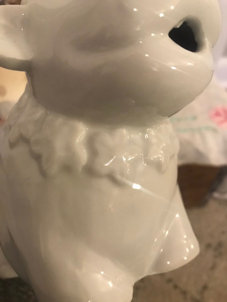 Vintage White Cow Creamer Large Ceramic Creamer Farmhouse Kitchen Cow Collectible Cow Decor Country Kitchen 50s Kitchen Decor