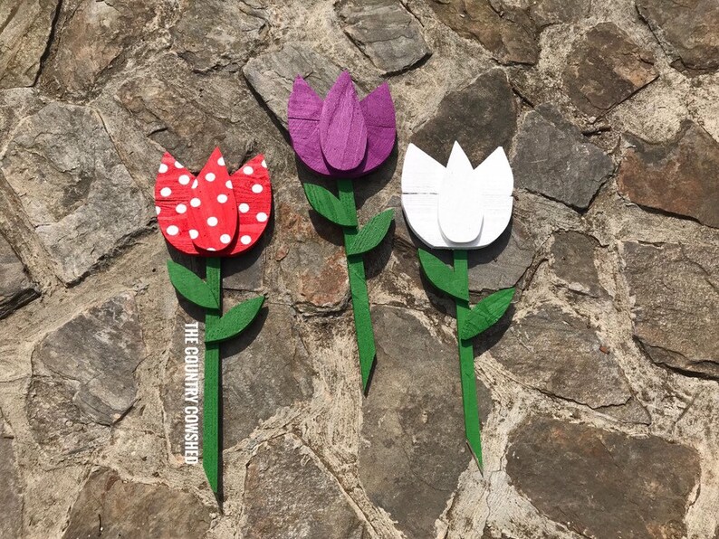 Tulip yard stakes spring yard stakes wood stakes spring etsy