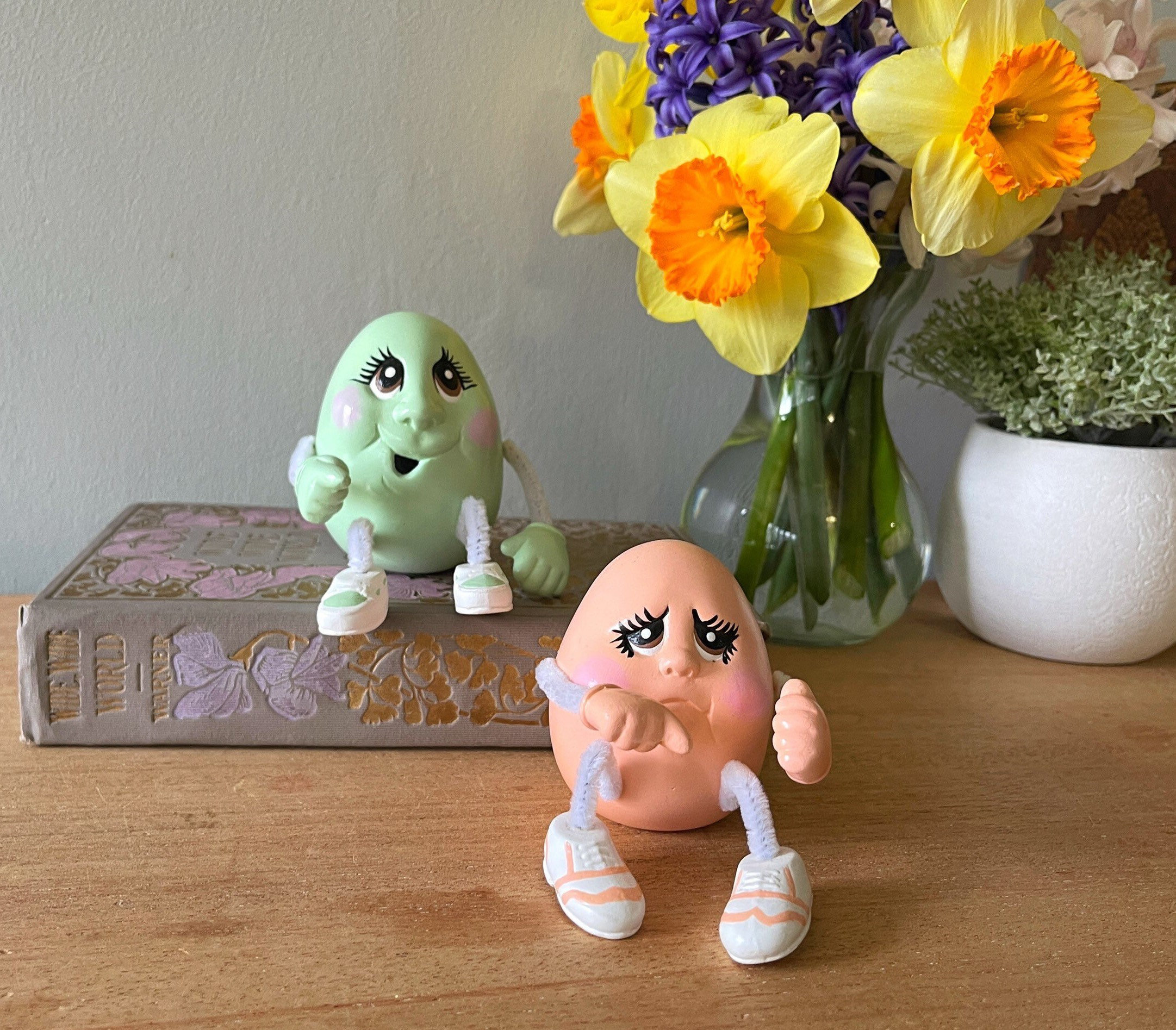 Vintage Anthropomorphic Eggs, Vintage Food Art, Retro Easter Eggs