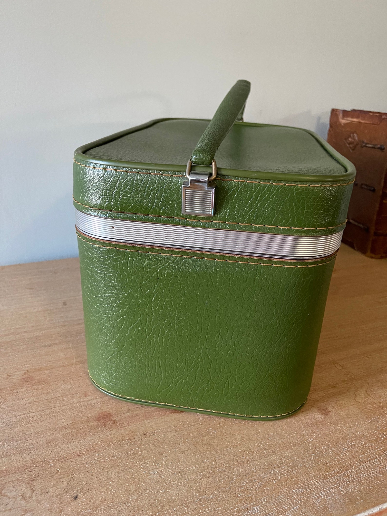 Vintage Green Train Case Green Travel Case Retro Train Case Etsy