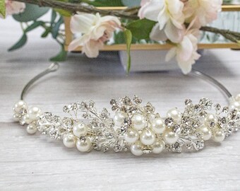 Silver Bridal Tiara, Wedding hair Accessories, Pearl Bridal Tiara, wedding hairpiece, wedding Tiara, hair accessories,