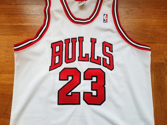 VERY RARE Vintage Nike NBA Michael Jordan Chicago Bulls GREEN