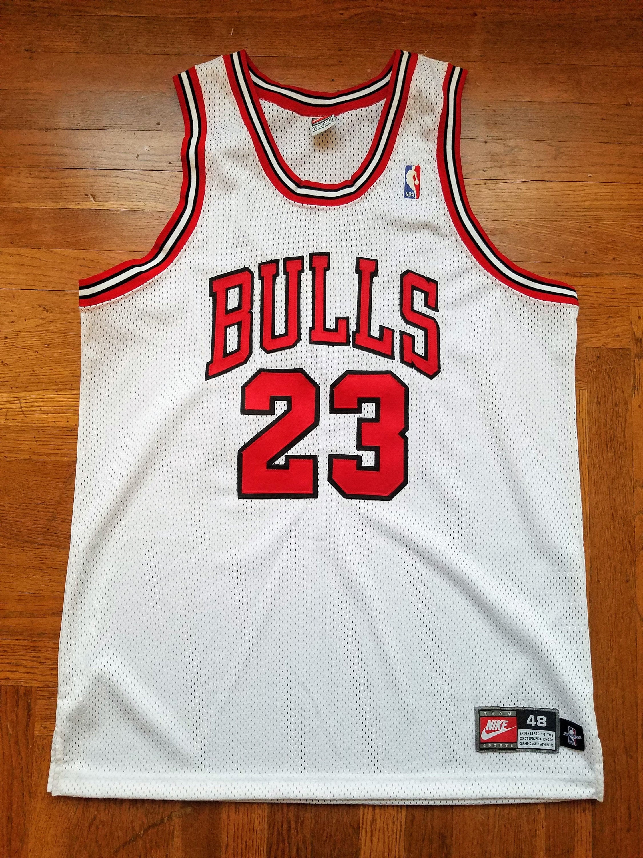 Vintage Chicago Bulls Michael Jordan Champion Basketball Jersey, Size –  Stuck In The 90s Sports