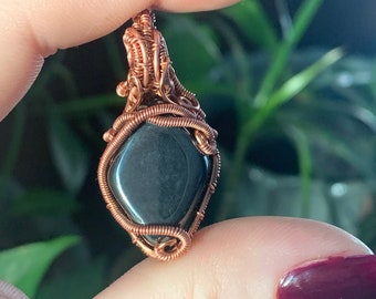 Wire Wrapped Black Hematite Pendant “Tunner”