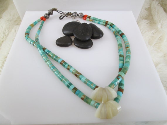Native TURQUOISE Heishi Necklace>Genuine Turquoise>Turquoise necklace,Southwestern jewelry,Native  Mother of Pearl Corn,Vintage Necklace