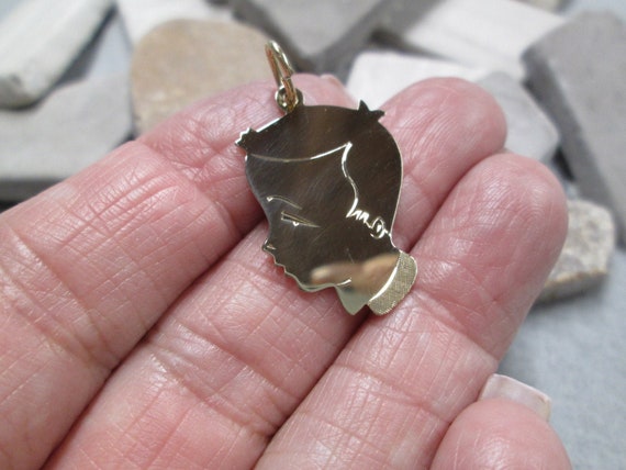 Girl silhouette hotsell charm engravable