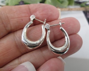 Pendientes de aro ovalados alargados de plata de ley > Aros de plata, Aros con cierre de poste, Aros ovalados sencillos, Pendientes de plata de ley, Aros 925, Pendientes 925