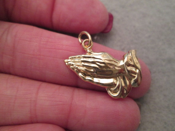 14kt.Gold PRAYING HANDS Pendant>Solid 14kt.Gold P… - image 7