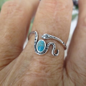 Dainty SNAKE Ring>925 Sterling Snake Ring with Turquoise,Genuine Turquoise Snake Ring,Silver Turquoise Snake Ring,Minimalist Snake Ring