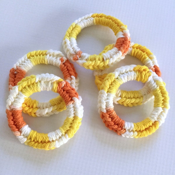 Sophie's Cat Rings // Cat Toys // Ferret Toys // Set of 5 // Sunburst // Cotton // Recycled Rings // Cat Lovers // Crochet