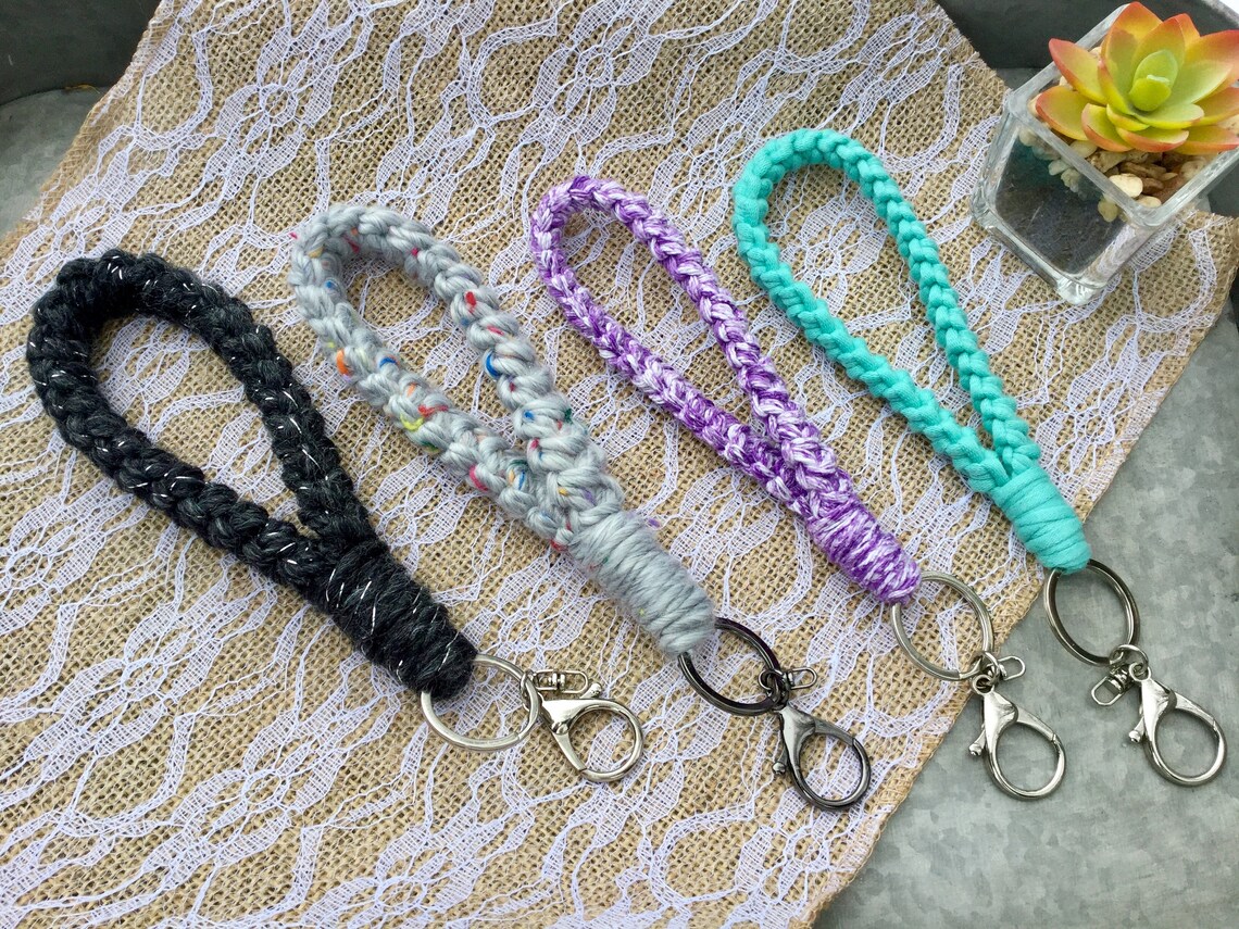 Adelina Keychain Wristlet // PDF Pattern // Crochet Pattern // | Etsy