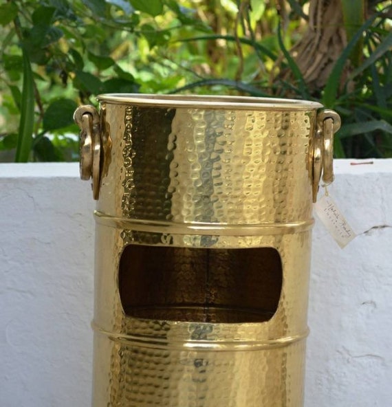 Amazon.com: HOMEH Pyramid Ashtray, Ash Bucket Z-Ash with Lid