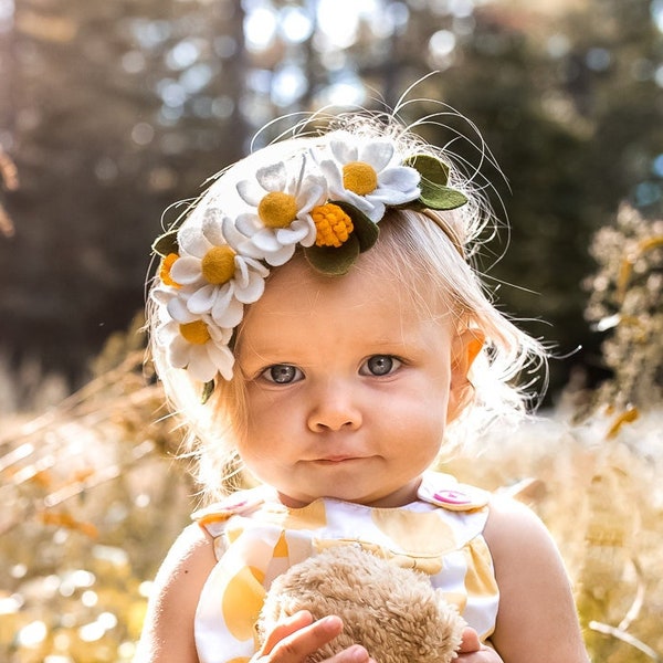 Felt Daisy Crown, White Daisy Flower Crown, baby Daisy headband, Daisy headpiece, White Felt flower crown, felt flower headband, Daisy tiara