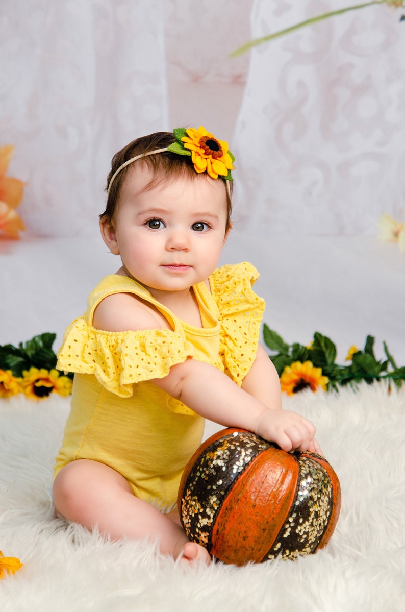 Baby Sunflower headband, Fall Sunflower Crown, Sunflower headpiece, Baby Sunflower tiara, Autumn flower crown, Baby Yellow flower crown