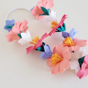 Hibiscus flower lei, hibiscus birthday lei, Hawaiian flower lei, Moana first birthday, Luau first birthday party