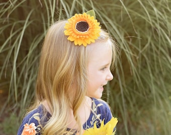 Couronne de tournesol, bandeau tournesol, pince à cheveux tournesol, bandeau tournesol, robe tournesol, bandeau floral en feutre jaune, cadeau babyshower