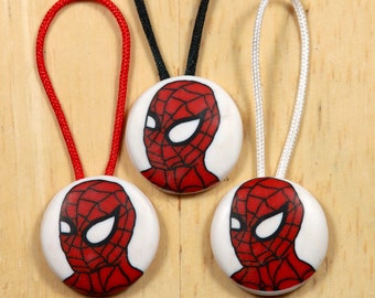 Tirette Spiderman en pâte polymère (unité à l'unité). Tirette super-héros en pâte polymère.