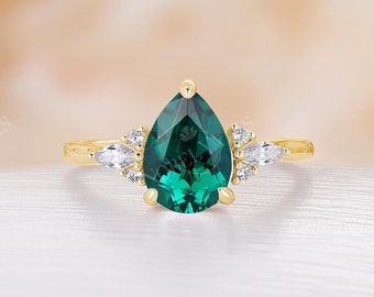 7*10mm Pear cut Lab Emerald Engagement ring Yellow gold Modern Marquise & Round Cluster Diamond Bridal ring Moissanite Wedding Promise ring