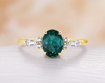 Oval cut Lab Emerald Engagement ring Yellow gold Vintage Baguette cut Diamond Cluster Bridal ring Antique Prong set Wedding Anniversary ring