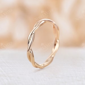 Classic Solid Gold Womens Band, Infinity Twist Wedding Band, Simple Daily Wear Band, Delicate Branch Twisting Ring, Stackable Matching Band