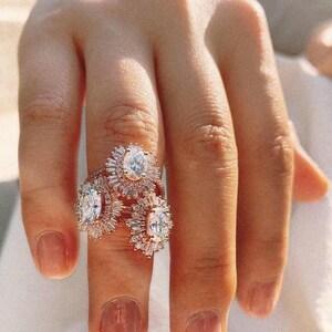 Pierścionek zaręczynowy z owalnym diamentem w stylu art déco, obrączka ślubna z podwójnym diamentem, pierścionek z półwiecznością, pierścionek ze złota 18-karatowego, pierścionek ślubny z moissanitem dla kobiet zdjęcie 2