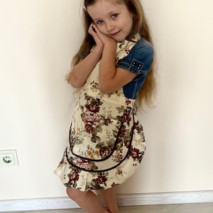 Delantal niña rosas, delantal cocina niñas, delantal para niñas, delantal impermeable niñas, delantal flores, regalo para niña