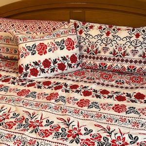 Ukrainian flowers pillowcase, Ukrainian style bed linen, Ukrainian vyshyvanka bed set