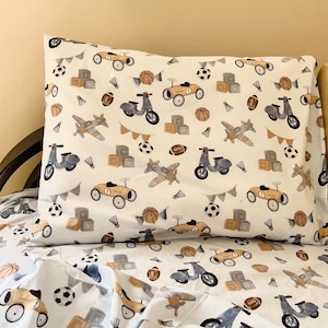 Toddler pillowcase car, boys bedding set, football bedding, cot bed cars, full size cars, fitted sheet cars, twin size car, single bed cars