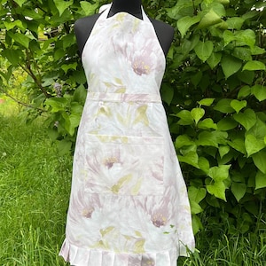Green peonies flowers kitchen apron, green floral women apron,  spring apron, gift woman grandmother apron, waterproof flower kitchen apron