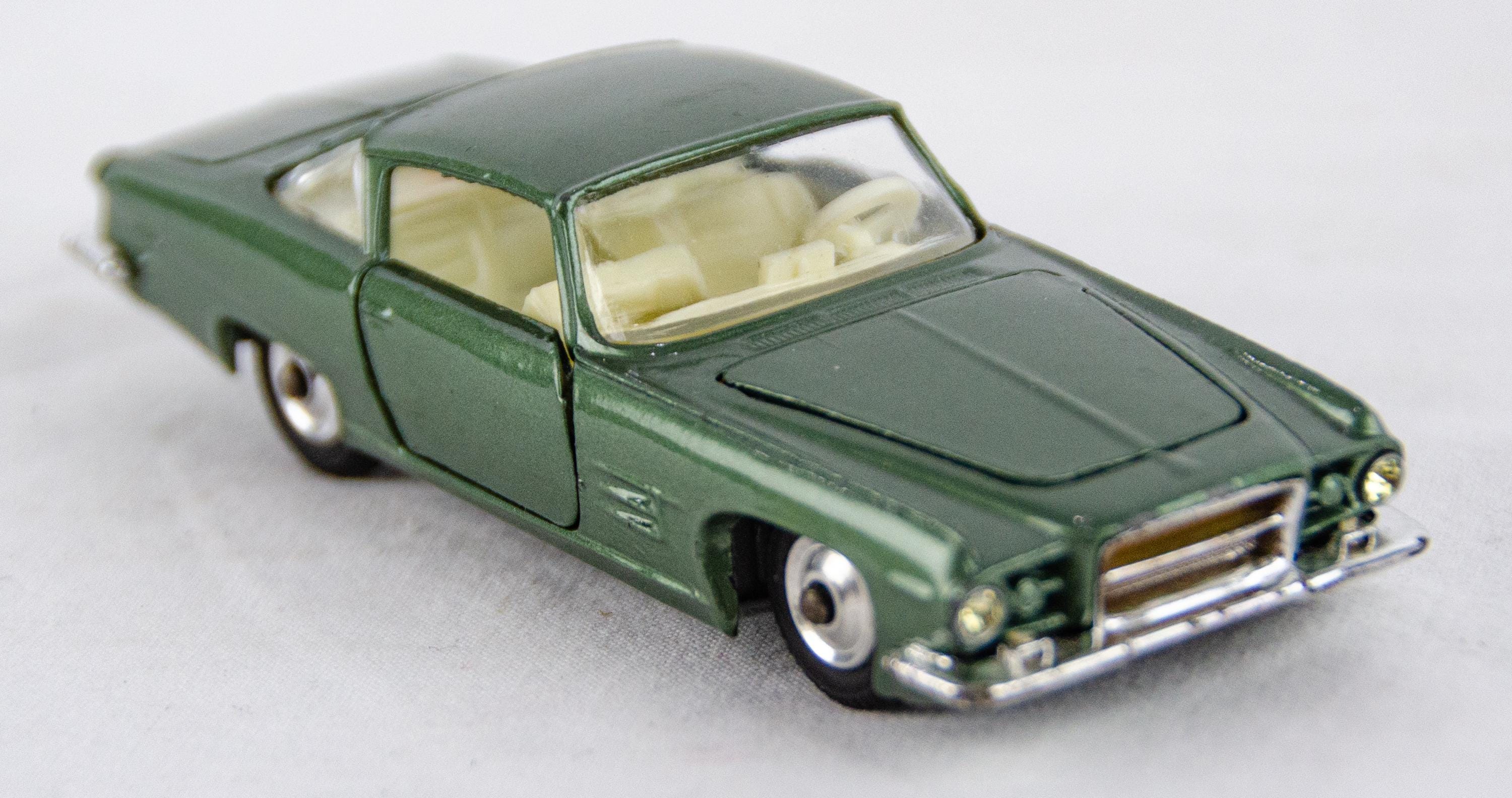 CORGI コーギー　ミニカー　GHIA L6.4 WITH CHRYSLER Corgi - Ghia L6.4 Chrysler V8 Coupe - Global Diecast Direct