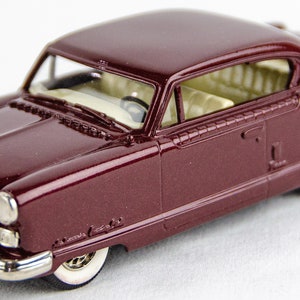 Miniature Brooklin Models 1/43 – Nash Ambassador 1954 – Superbe état