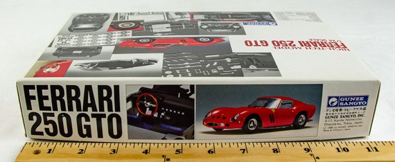 Gunze Sangyo High-tech Model Ferrari 250 GTO Japan 1:24 Scale
