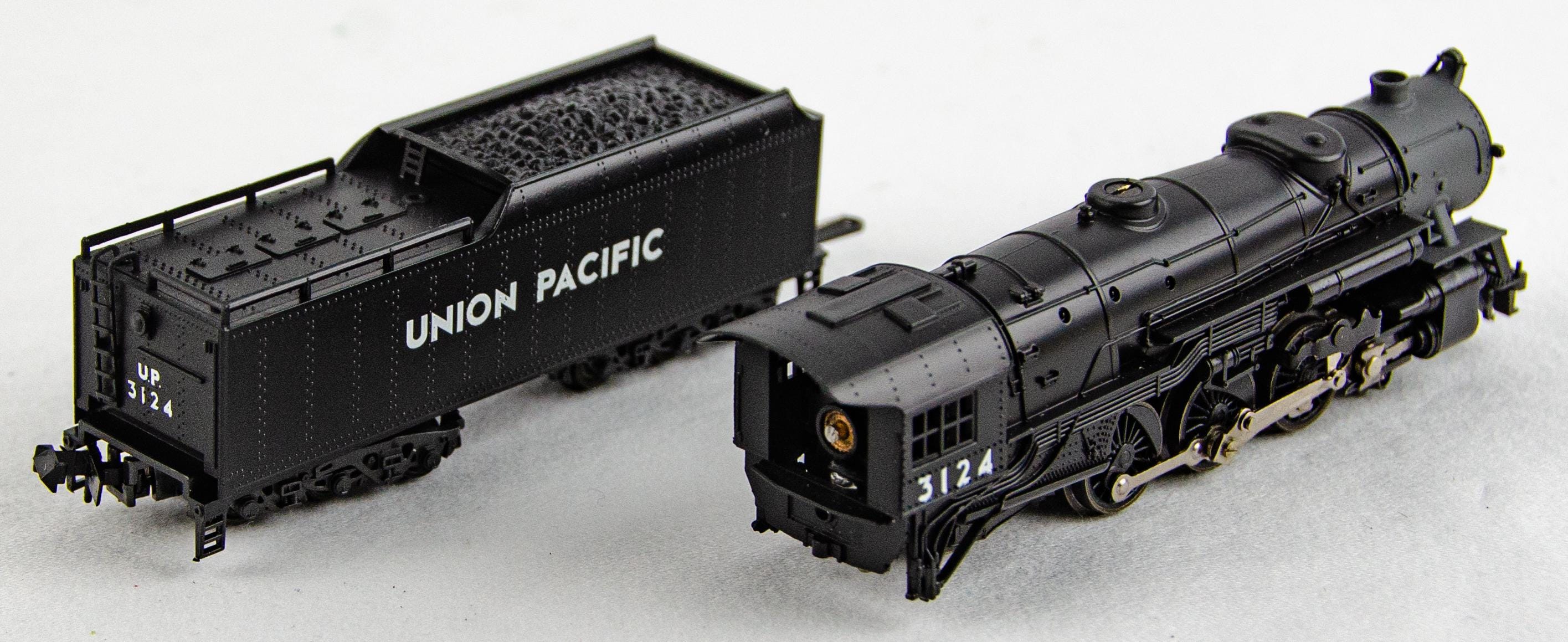 Con-cor Rivarossi Steam Locomotive & Tender Union Pacific N