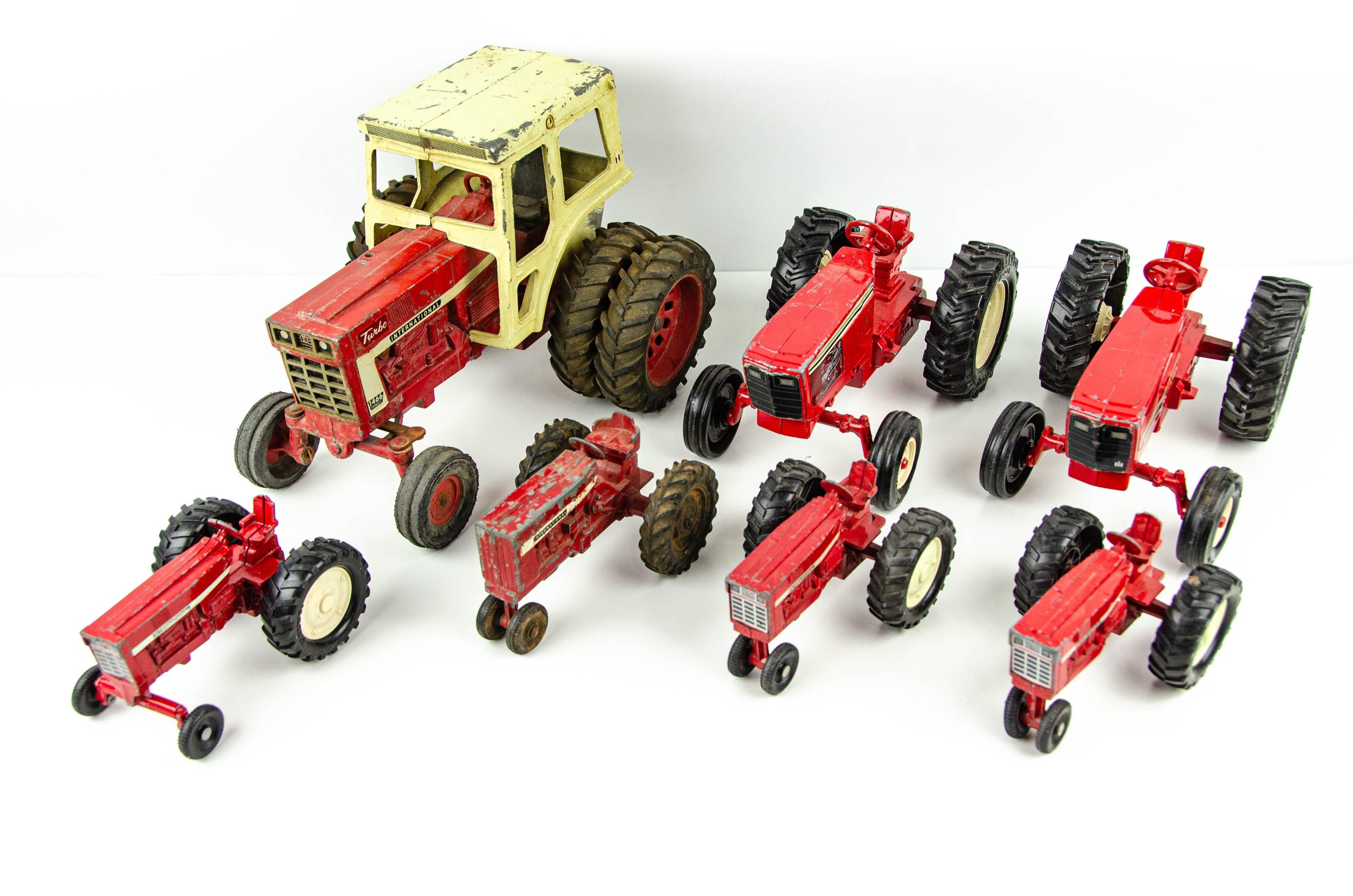 Metal toy tractor - Etsy México, image size:3000x1987