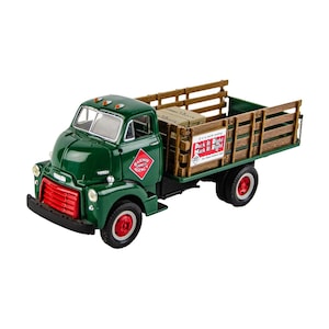 First Gear 1952 GMC Stake Truck Railway Express Agency 1:34 Scale Diecast Truck