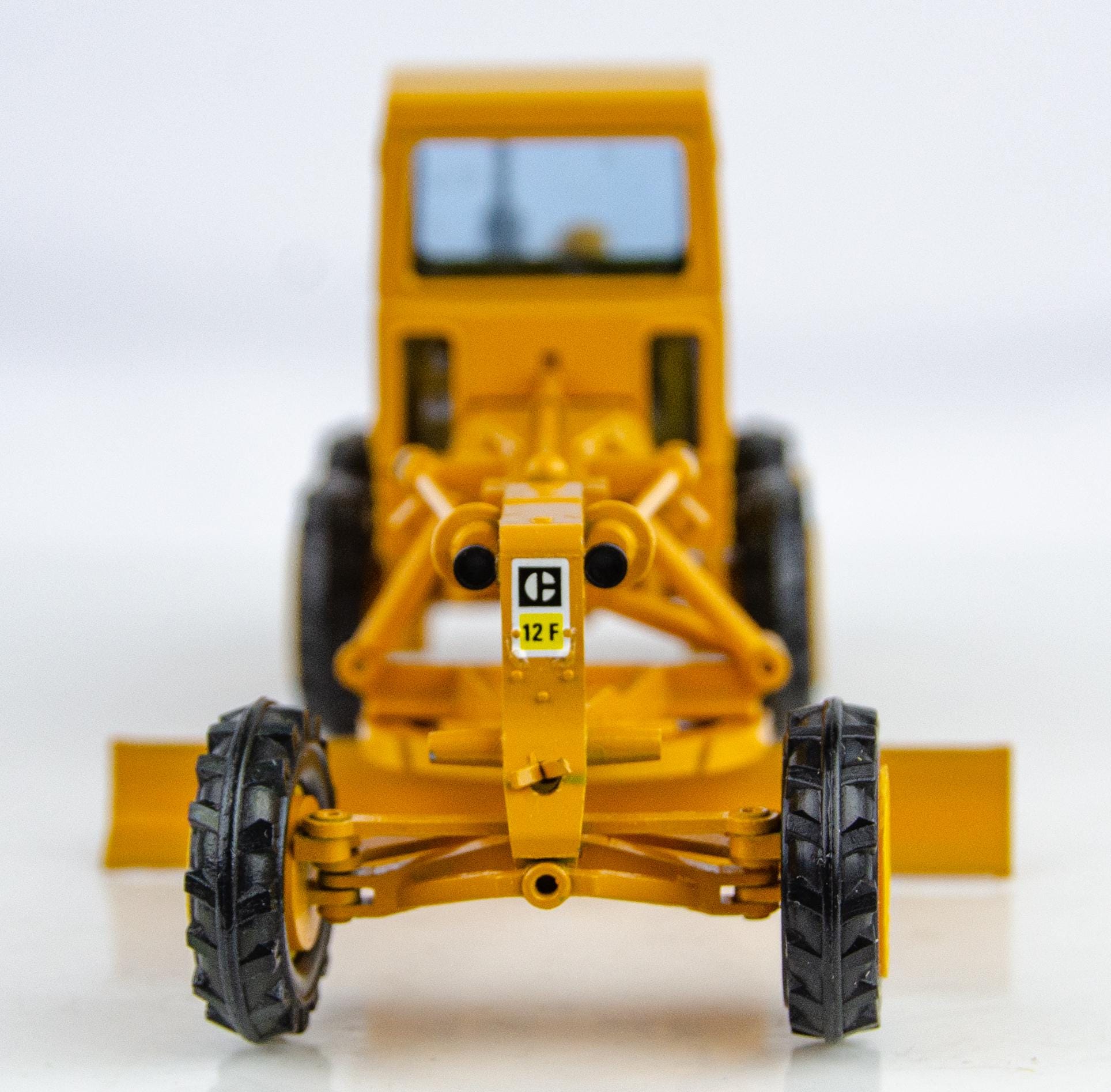 gescha Caterpillar CAT 12F Grader ミニカー