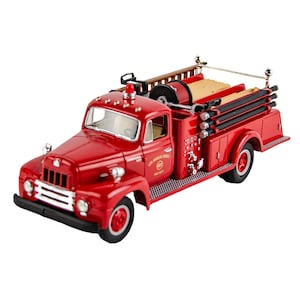 First Gear LA Los Angeles 1957 International R-190 Fire Truck 1:34 Scale Diecast Model Truck