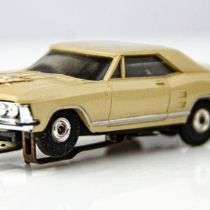 1960s Vintage HO AURORA AFX Thunderjet 500 Buick Riviera Slot Car Dead End