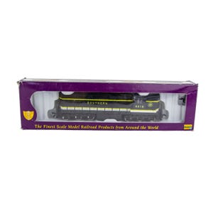 International Hobby 1:87 HO Scale Southern SD-24 Locomotive Model Train Car 3835
