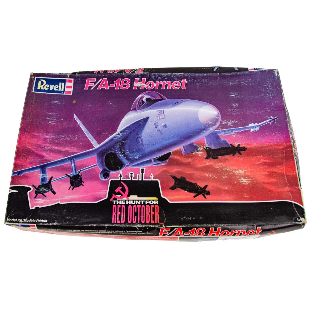 Revell 1/400 レッド・オクトーバー Red October Revell 1/400 レッド・オクトーバー Red October