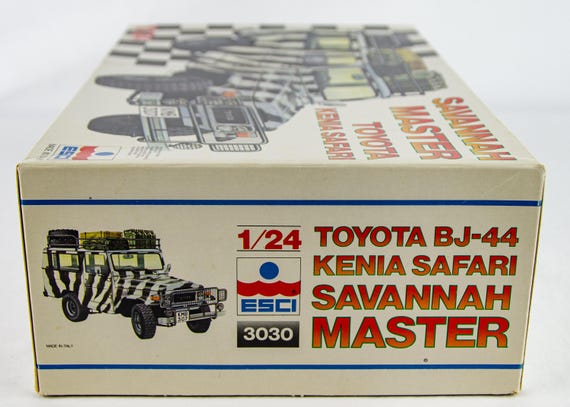 Esci Toyota BJ-44 Kenia Safari Savannah Master Italy 1:24 Scale