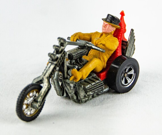 Hot Wheels Hot Wheels RRRumblers MOTOR⑤ 1970s Hot Wheels Mattel Rrrumblers Red Torque Chop W/ Rider